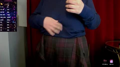 Snapshot of allyiah chatting on 10.26.25 online show from 10.26.25