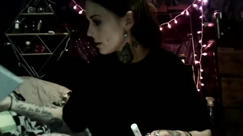 allymoon1369 online show from 04.01.26