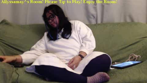 Allyssamay online show from 01.12.25