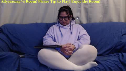 Allyssamay online show from 01.23.25