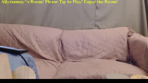 Allyssamay online show from 11.14.25