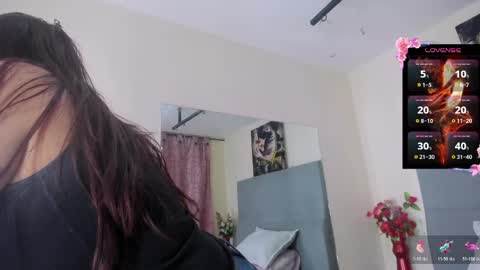 Snapshot of alma_alvares chatting on 05.28.26 alma_alvares online show from 05.28.26