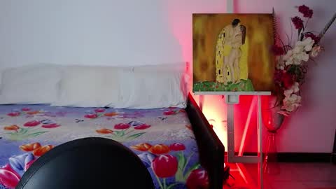 alma_art_ online show from 09.15.25