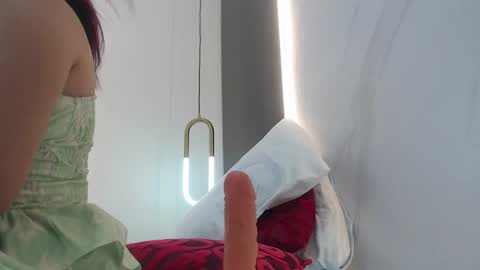 ALMA FENIX  online show from 01.11.25