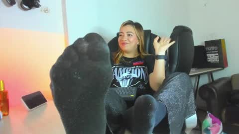 ALMA FENIX  online show from 04.07.26