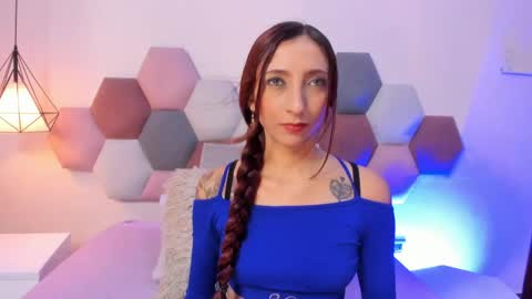 Snapshot of almastonee chatting on 05.02.26 AlmaStone online show from 05.02.26