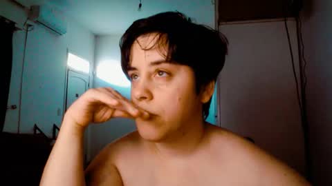 Almond online show from 12.19.25