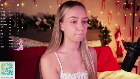 Lia online show from 12.16.25