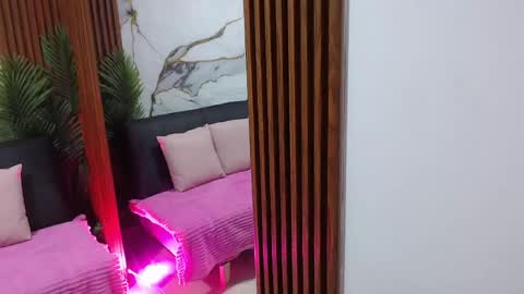alonddra_tay online show from 04.23.26