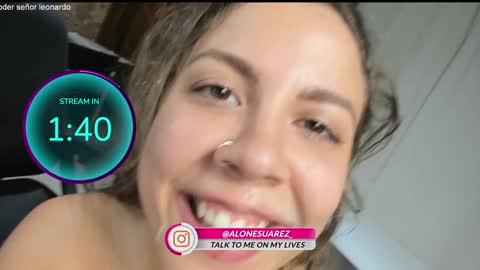 Snapshot of alondra_on_fire chatting on 10.17.25 Alondra Suarez online show from 10.17.25