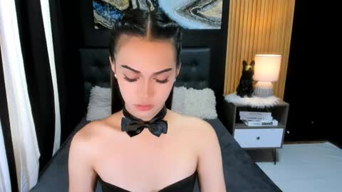 Alondra online show from 03.25.26