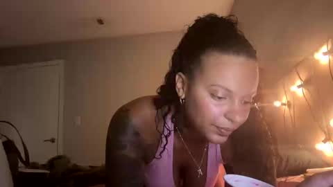 alongcamelexy online show from 09.10.25
