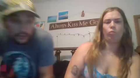 Snapshot of alphadomcole chatting on 10.13.25 alphadomcole online show from 10.13.25