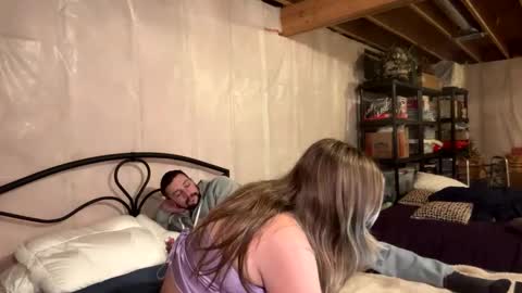 Snapshot of alphadomcole chatting on 10.27.25 alphadomcole online show from 10.27.25