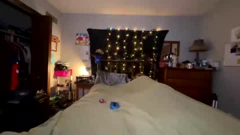 Snapshot of alphadomcole chatting on 10.29.25 alphadomcole online show from 10.29.25