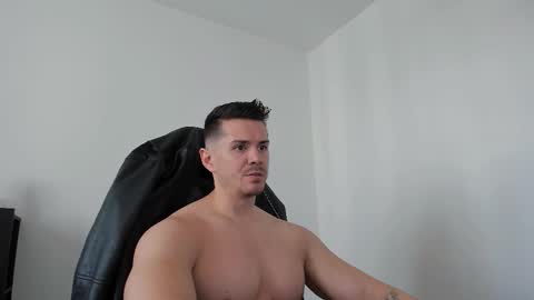 Snapshot of alphagodleatherking92 chatting on 09.24.25 LeatherMaster online show from 09.24.25