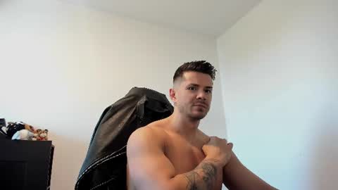Snapshot of alphagodleatherking92 chatting on 07.08.26 LeatherMaster online show from 07.08.26