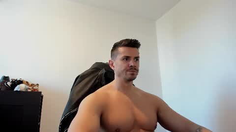 Snapshot of alphagodleatherking92 chatting on 07.26.26 LeatherMaster online show from 07.26.26