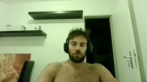 alphah_hunk online show from 10.10.25