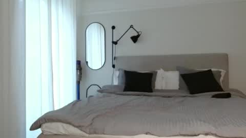 alphahung23 online show from 11.24.25