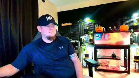 Snapshot of alphanuts101 chatting on 10.24.25 Ryno online show from 10.24.25