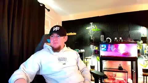 Snapshot of alphanuts101 chatting on 11.07.25 Ryno online show from 11.07.25