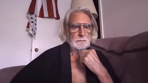 AlphaUniform online show from 10.13.25