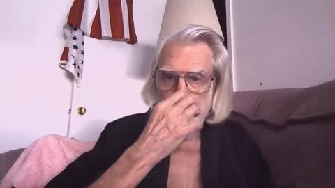 AlphaUniform online show from 02.03.26