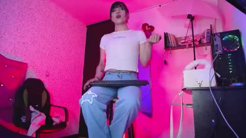 Snapshot of altair_x chatting on 10.14.25 altair_x online show from 10.14.25