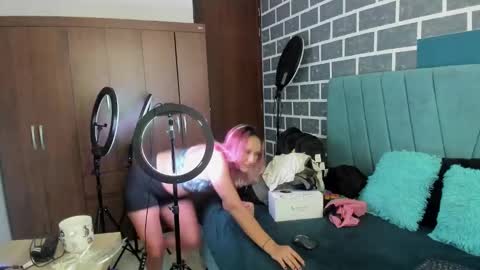 Alter  online show from 09.23.25