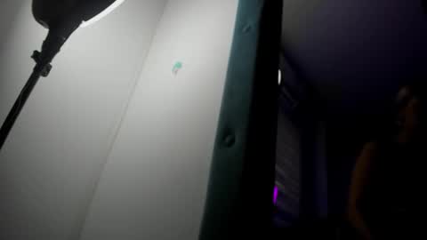 Alter  online show from 10.21.25