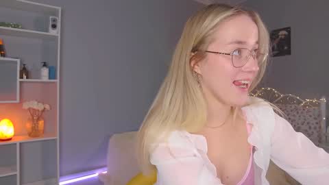 Amelia NEXT STREAM  online show from 02.08.25