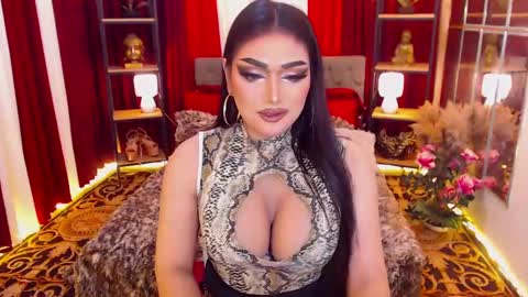 Alura Jhenson online show from 01.06.25
