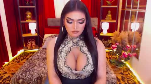 Alura Jhenson online show from 01.08.25