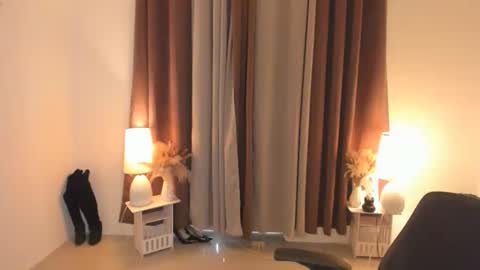 alwina_williams online show from 04.13.26