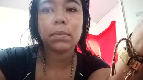 Snapshot of aly826805 chatting on 09.17.25 analia online show from 09.17.25