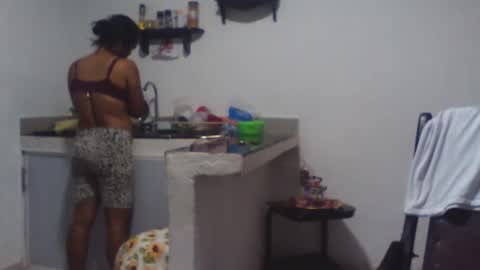 Snapshot of aly826805 chatting on 09.24.25 analia online show from 09.24.25