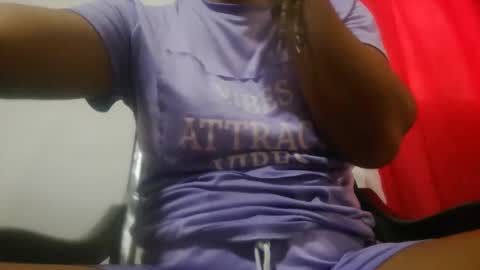 Snapshot of aly826805 chatting on 10.19.25 analia online show from 10.19.25