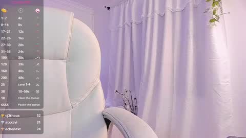 Snapshot of aly_moon chatting on 12.30.24 Im Aly3 online show from 12.30.24