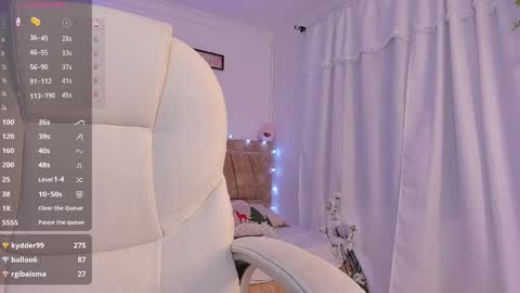 Snapshot of aly_moon chatting on 01.26.25 Im Aly3 online show from 01.26.25