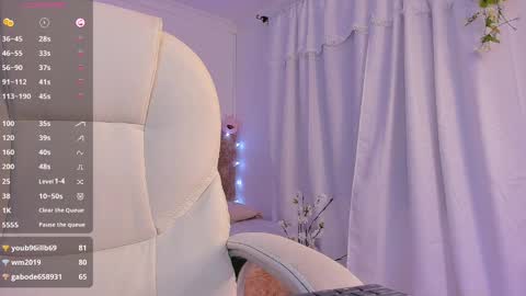 Snapshot of aly_moon chatting on 01.27.25 Im Aly3 online show from 01.27.25