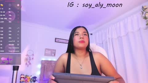 Snapshot of aly_moon chatting on 09.12.25 Im Aly3 online show from 09.12.25