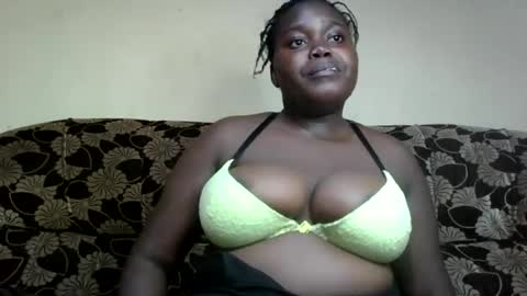 Snapshot of alyabeiby chatting on 06.22.26 alyabeiby online show from 06.22.26