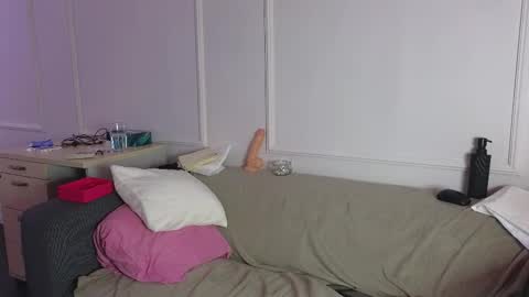 alyarei online show from 02.18.26