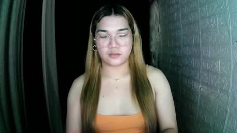 ALYONAAA online show from 10.15.25