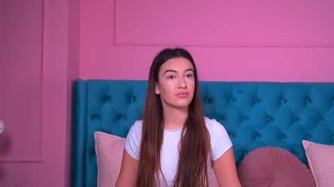 Anna online show from 09.28.25