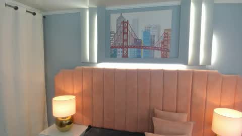 Alys  online show from 09.30.25