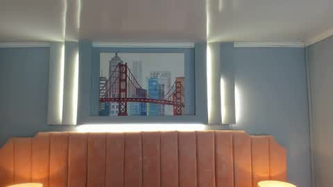 Alys  online show from 10.05.25