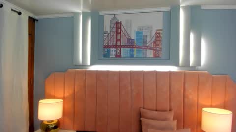 Alys  online show from 10.21.25