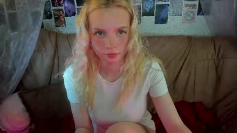 Alysa   7GMT  online show from 07.15.26